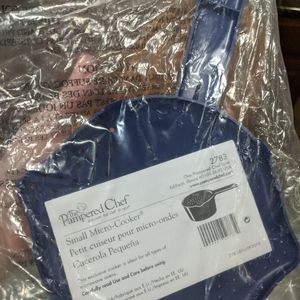 Pampered chef small micro cooker